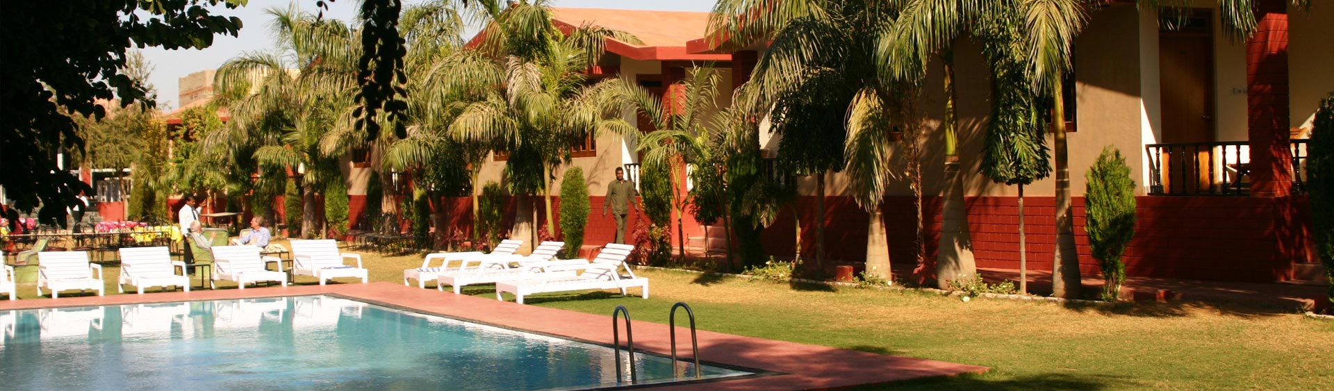 tiger safari resort ranthambore rajasthan